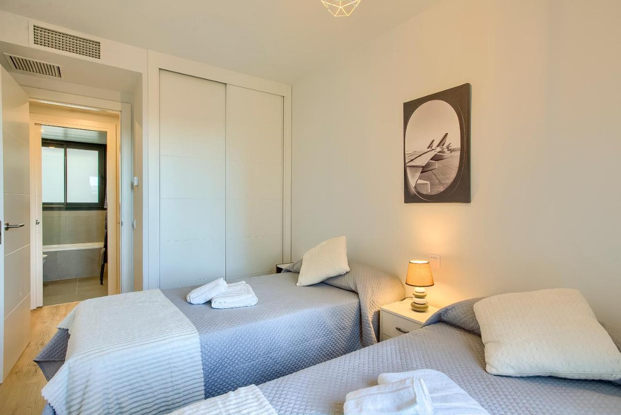 2B2B Deluxe Apartment - Jardines De Cuatro Caminos - Business District - Santiago Bernabeu Madrid Buitenkant foto